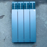 Биметаллический радиатор отопления Royal Thermo Biliner 500 Silver Satin 4 секции  Биметаллический радиатор отопления Royal Thermo Biliner 500 Silver Satin 4 секции